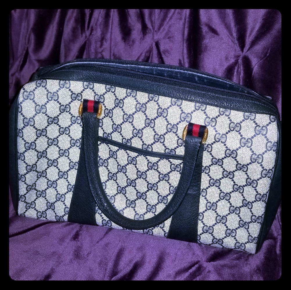 AUTHENTIC VINTAGE GUCCI Shoulder strap bag